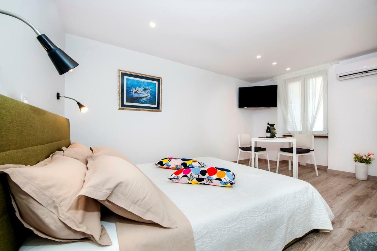 Apartma Pisinium *